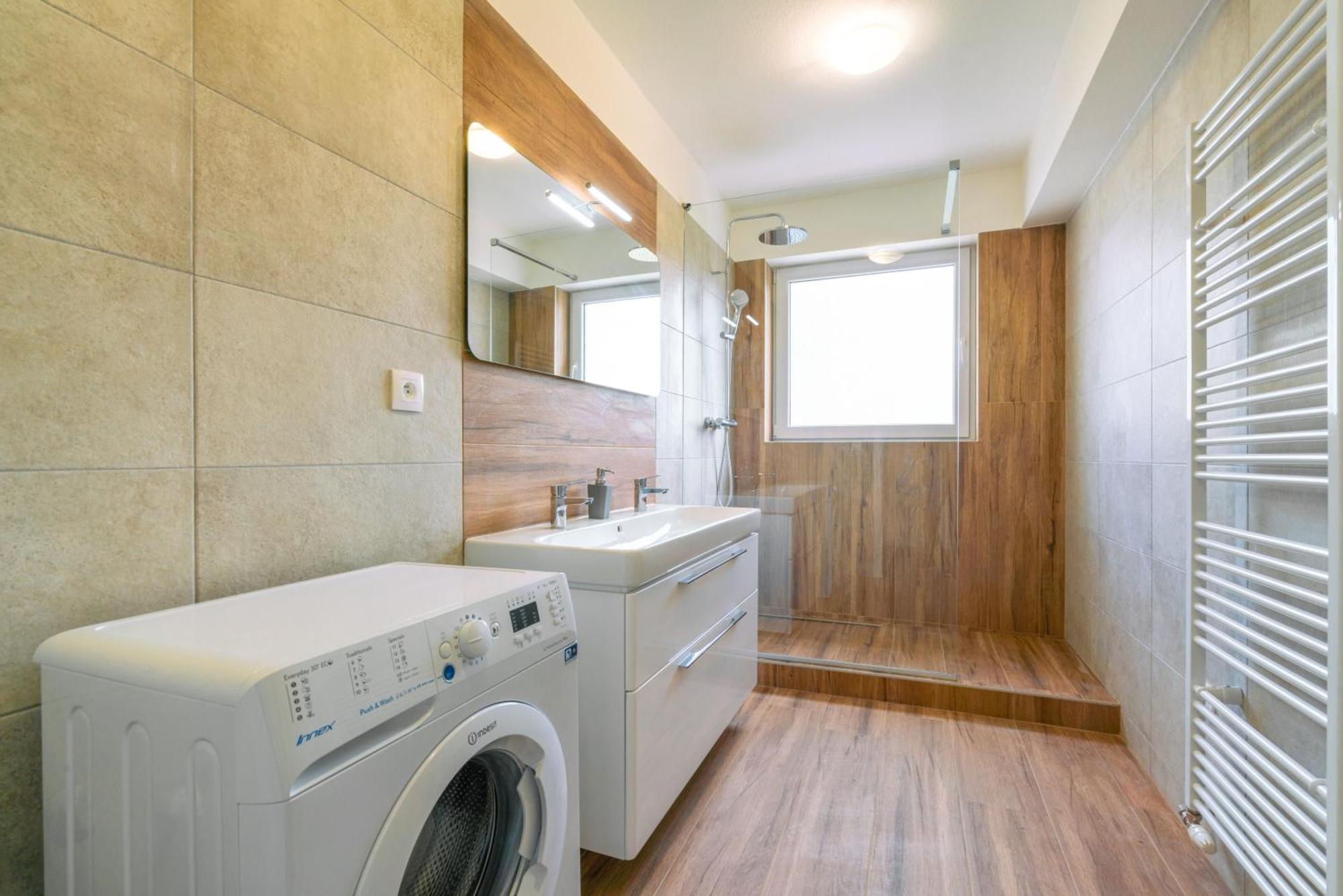 Apartmany Zlatovska Trenčín Екстериор снимка
