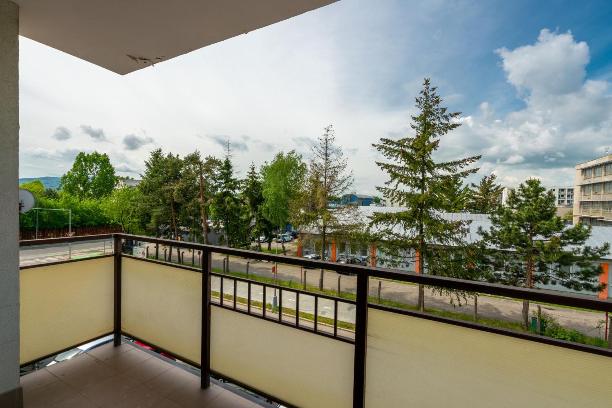 Apartmany Zlatovska Trenčín Екстериор снимка