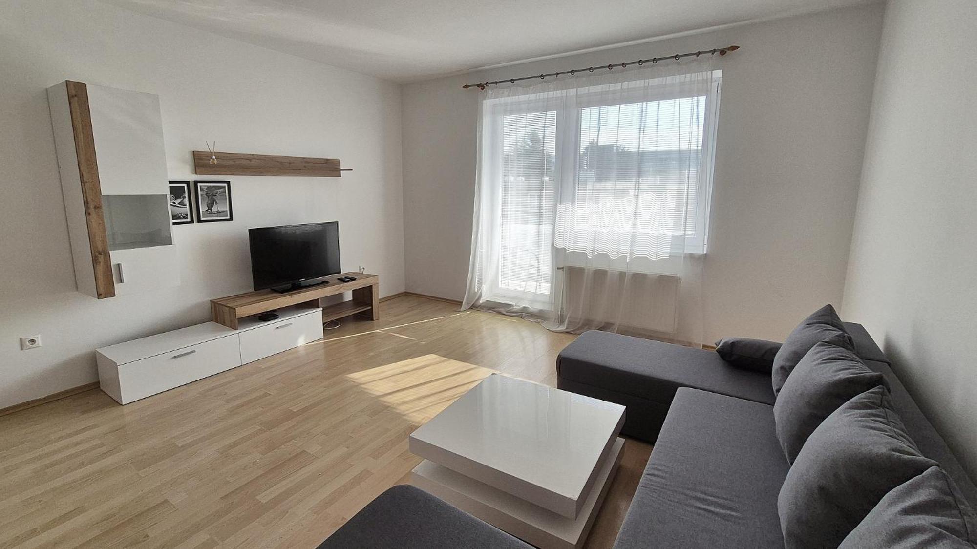 Apartmany Zlatovska Trenčín Екстериор снимка